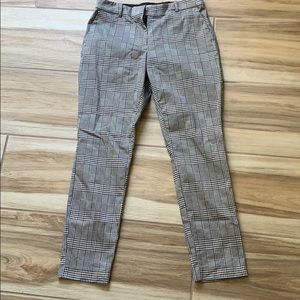 Black and white plad pants